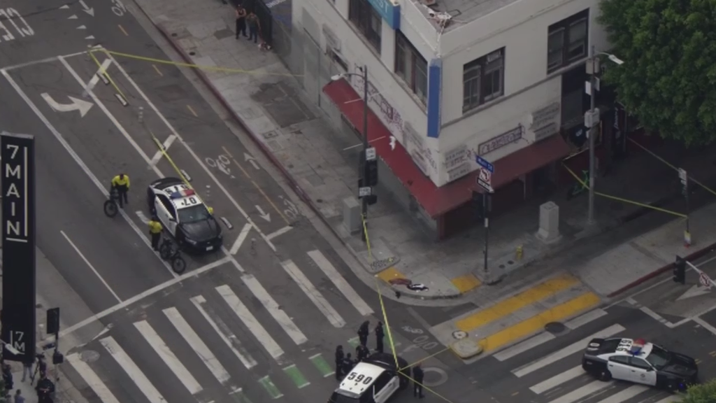 Gunman arrested after downtown Los Angeles shooting leaves 1 wounded