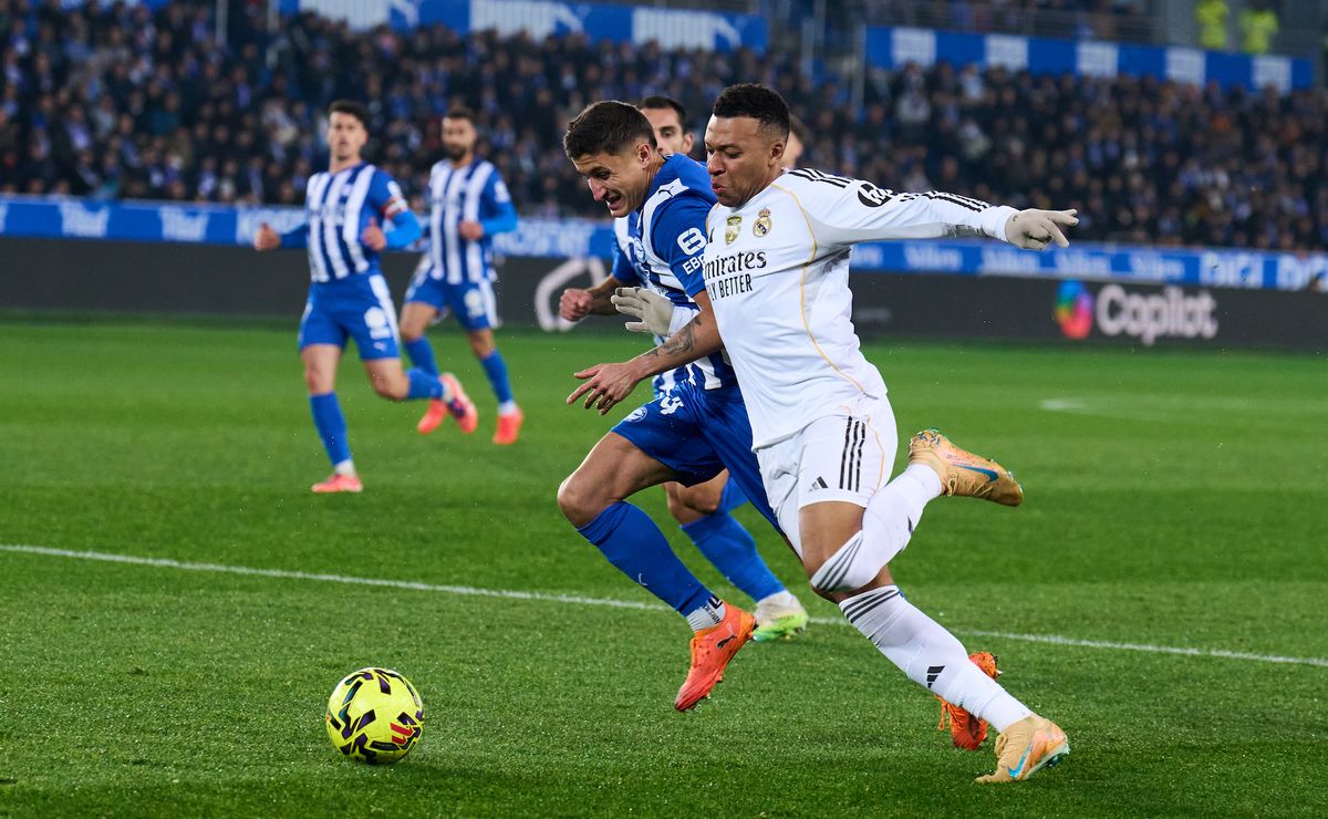 Real Madrid vs Alavés hoy: A qué hora juegan y dónde ver en vivo al ...