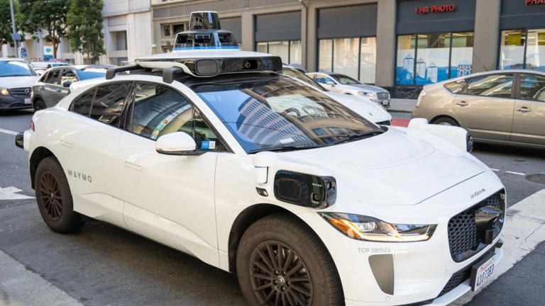 Texas DMV launches authorization system for automated commercial vehicles