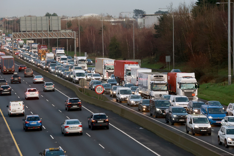 Thousands of civil servants should be allowed work from home more due ...