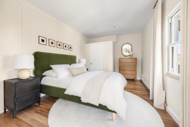 Miles Plumlee and Catherine McNeil want $5.5M for the NYC penthouse ...