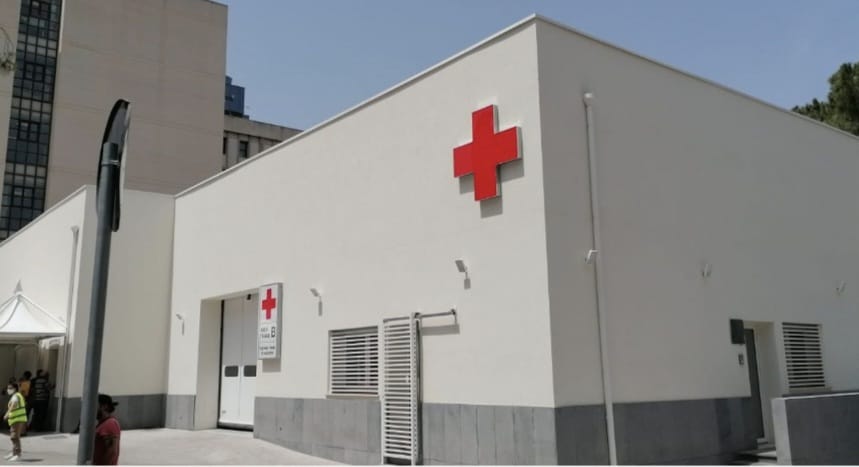 Operaio si ferisce al braccio col flex alla Fincantieri di Palermo ...