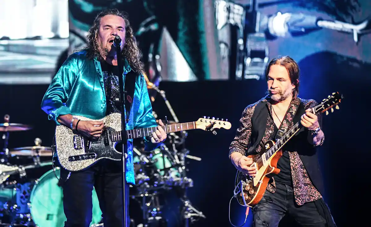 ¡Oye mi amor! Maná tour tickets are still available