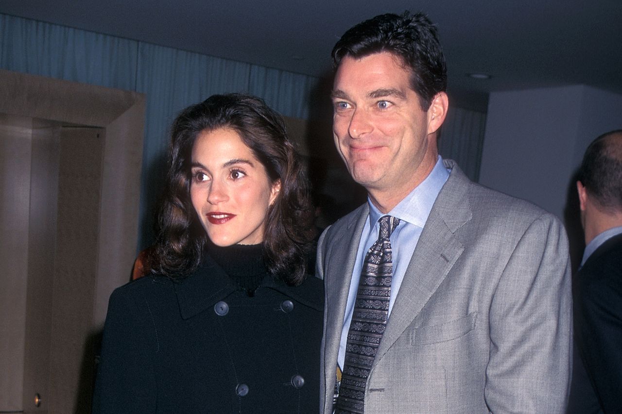 All about Jami Gertz's family, billionaire husband Tony Ressler and 3 kids