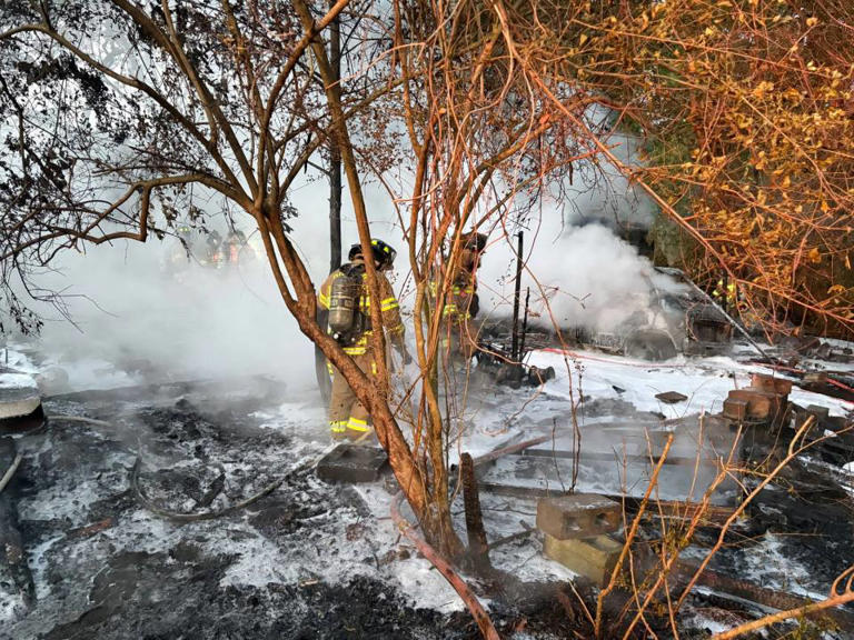 Multiple fire units respond to Hwy. 80 fire