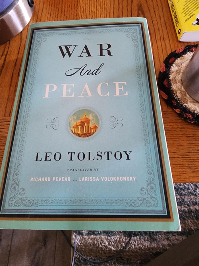 36 Times People Read A Book And Were In Awe