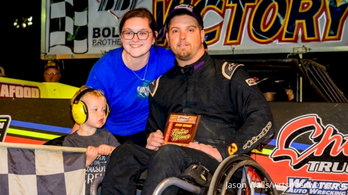 Inspiring dirt late model racer dies at 33