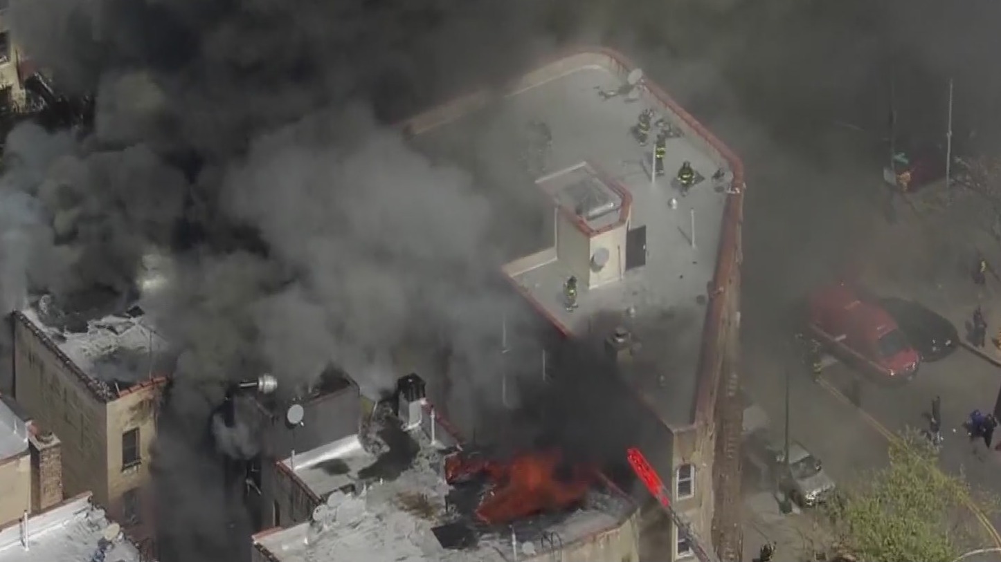 2 dead after fire consumes Bronx building: FDNY