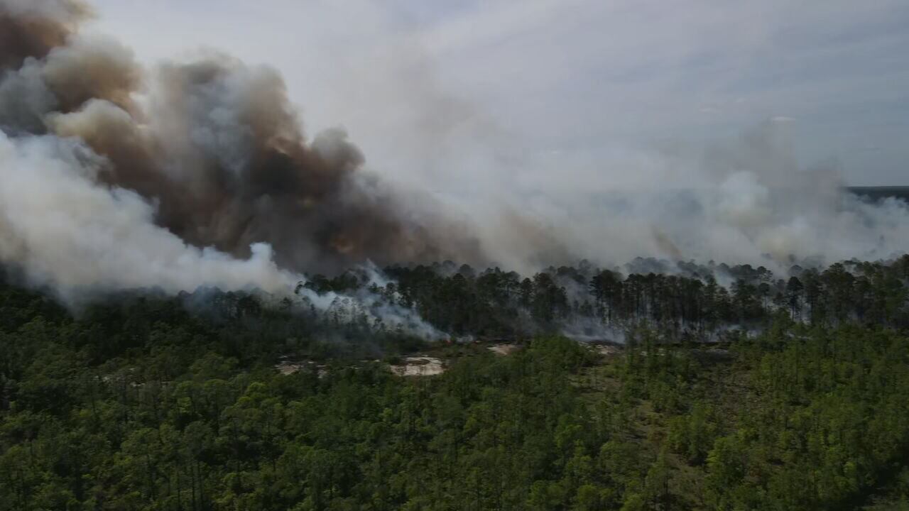 Brush fire near Umatilla remains 85% contained as winds raise flare-up ...