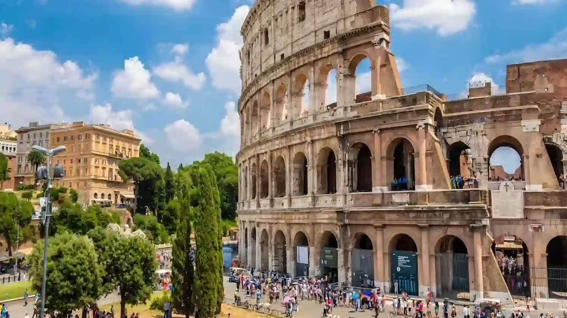 11 cities that attract visitors for their culture, history, and character