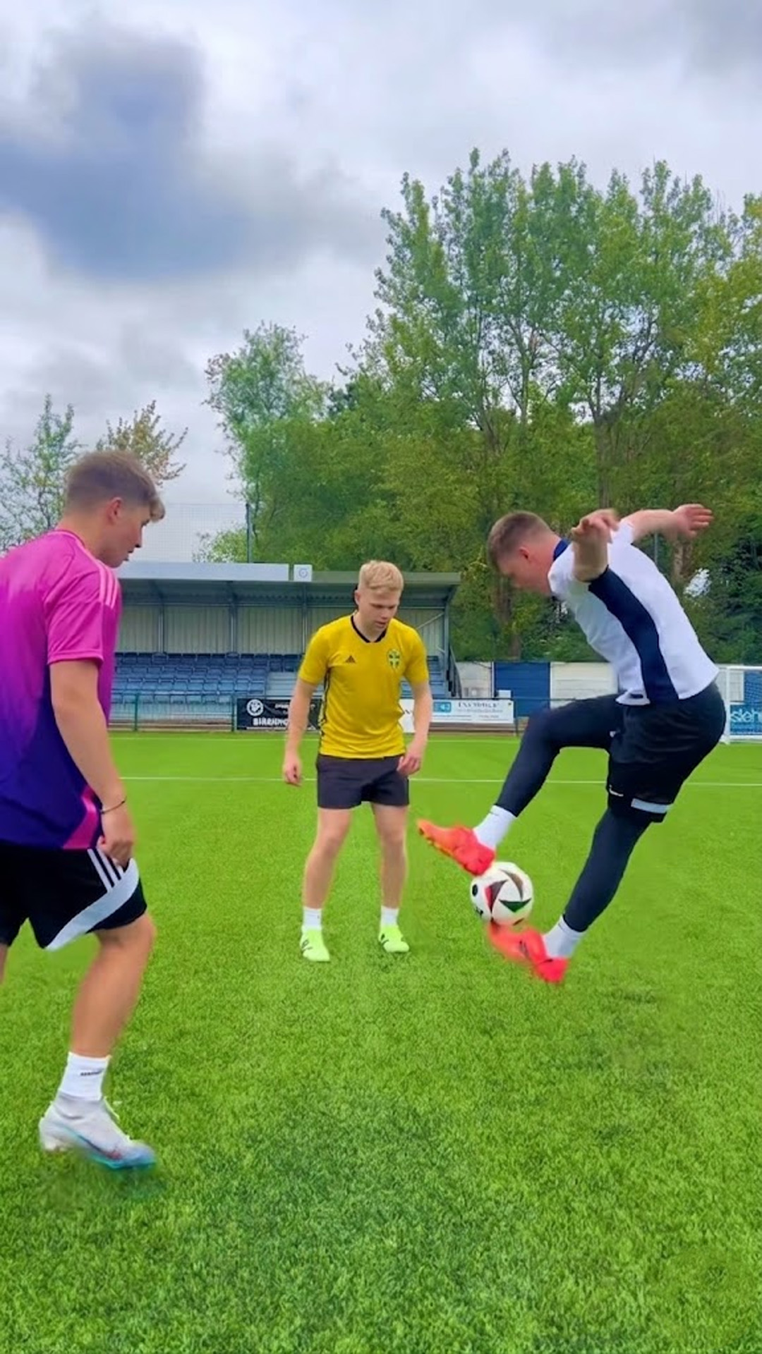 Euros team alphabet juggling challenge
