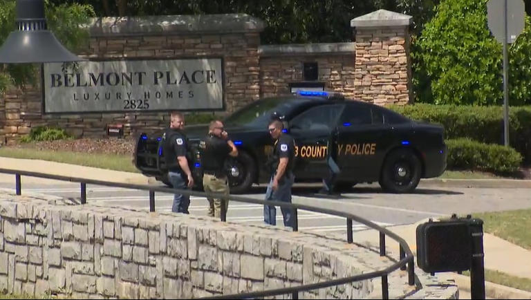 Hours-long search for suspect who pointed gun at Cobb County officers over