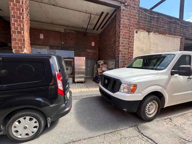 Animal control, SPCA on scene at CDE Exotics