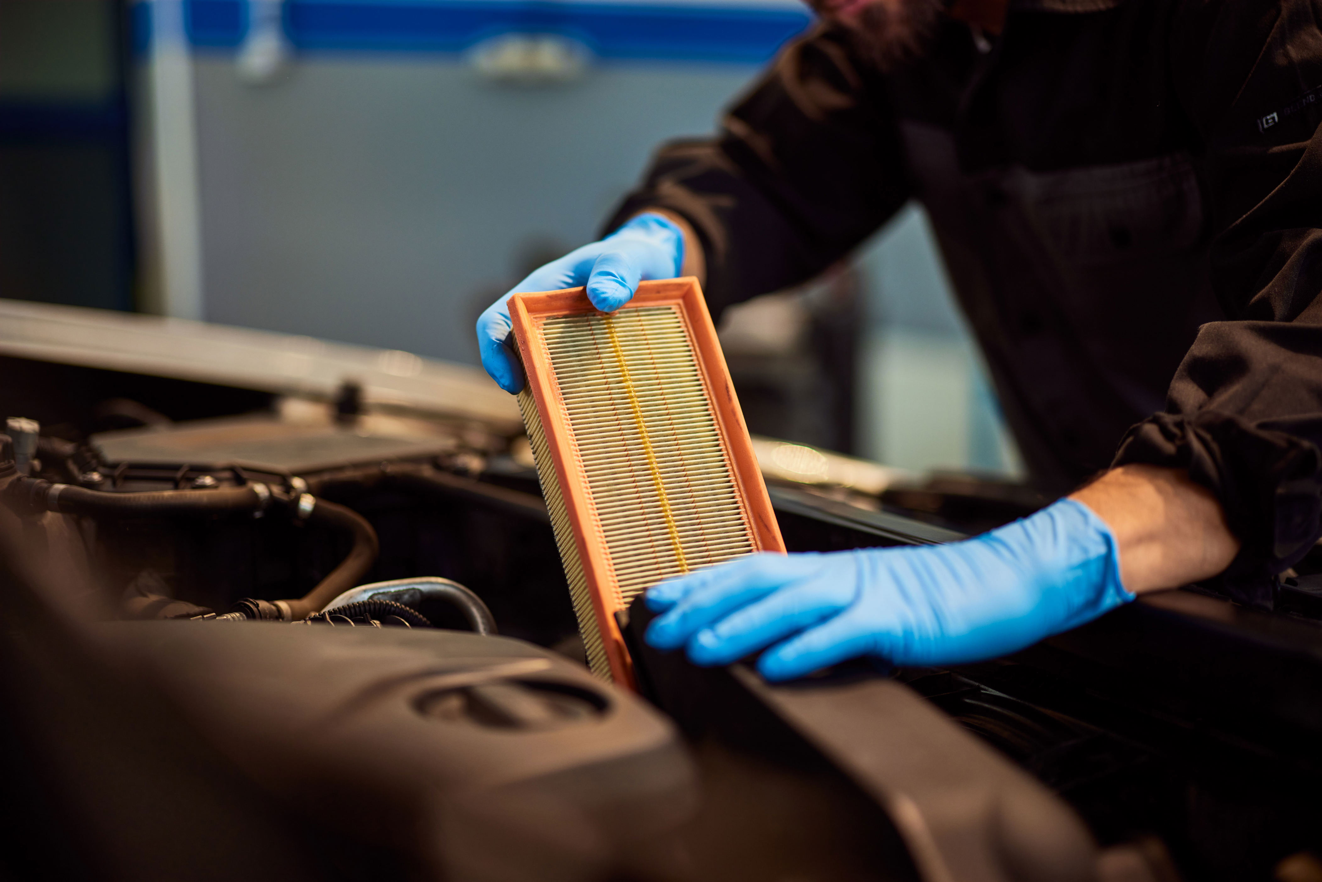 I ran a dealership express lube—these 4 services help your car last ...