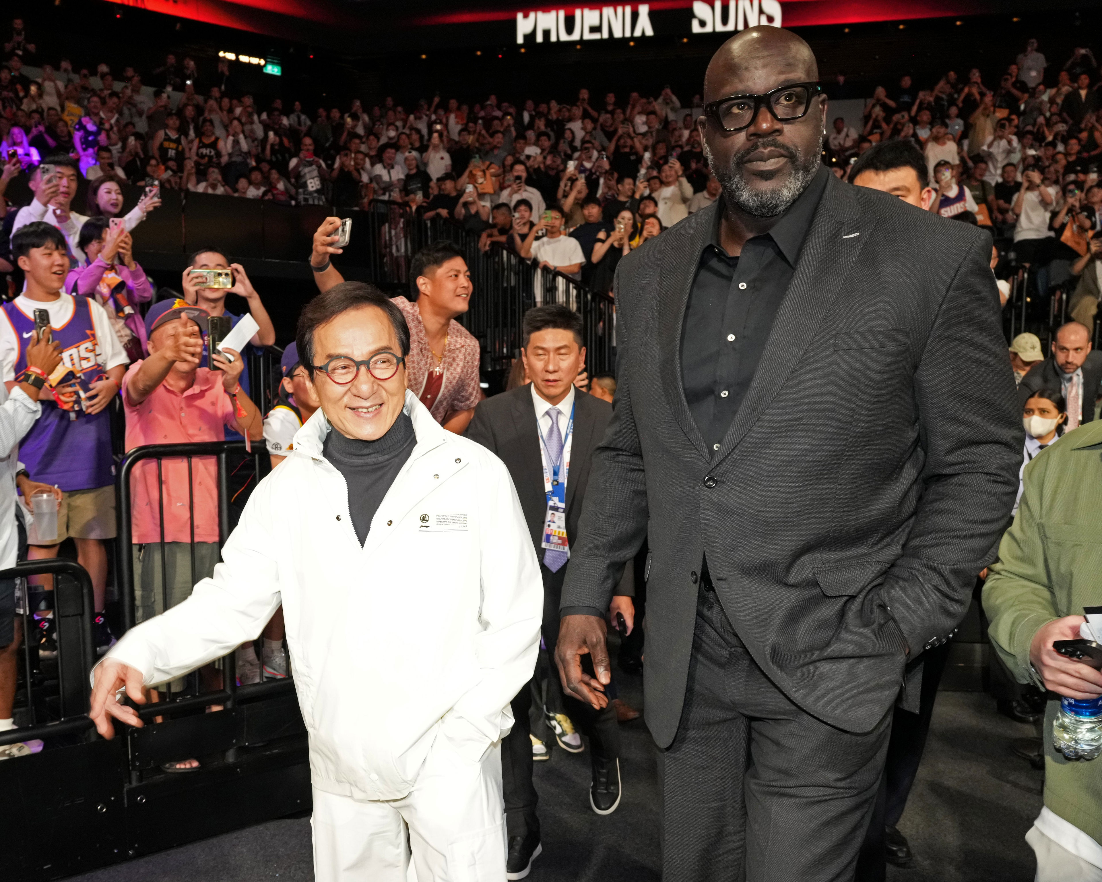 I can't process the major height differences between these athletes and ...