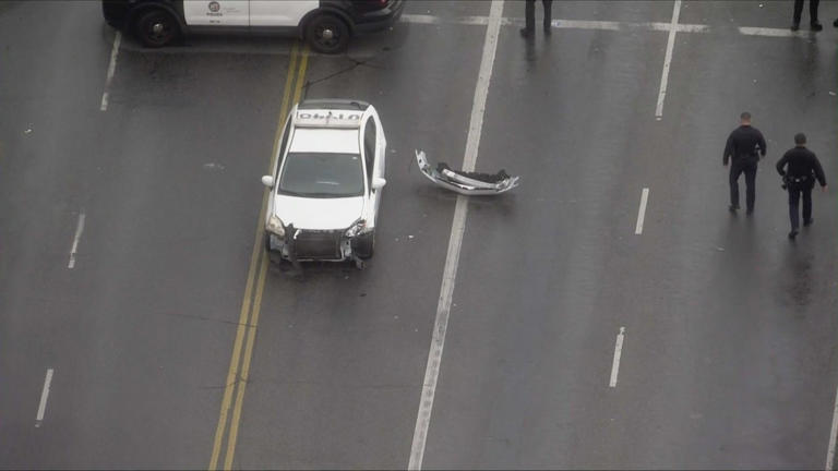 LAPD pursuit of stolen vehicle ends in South LA crash