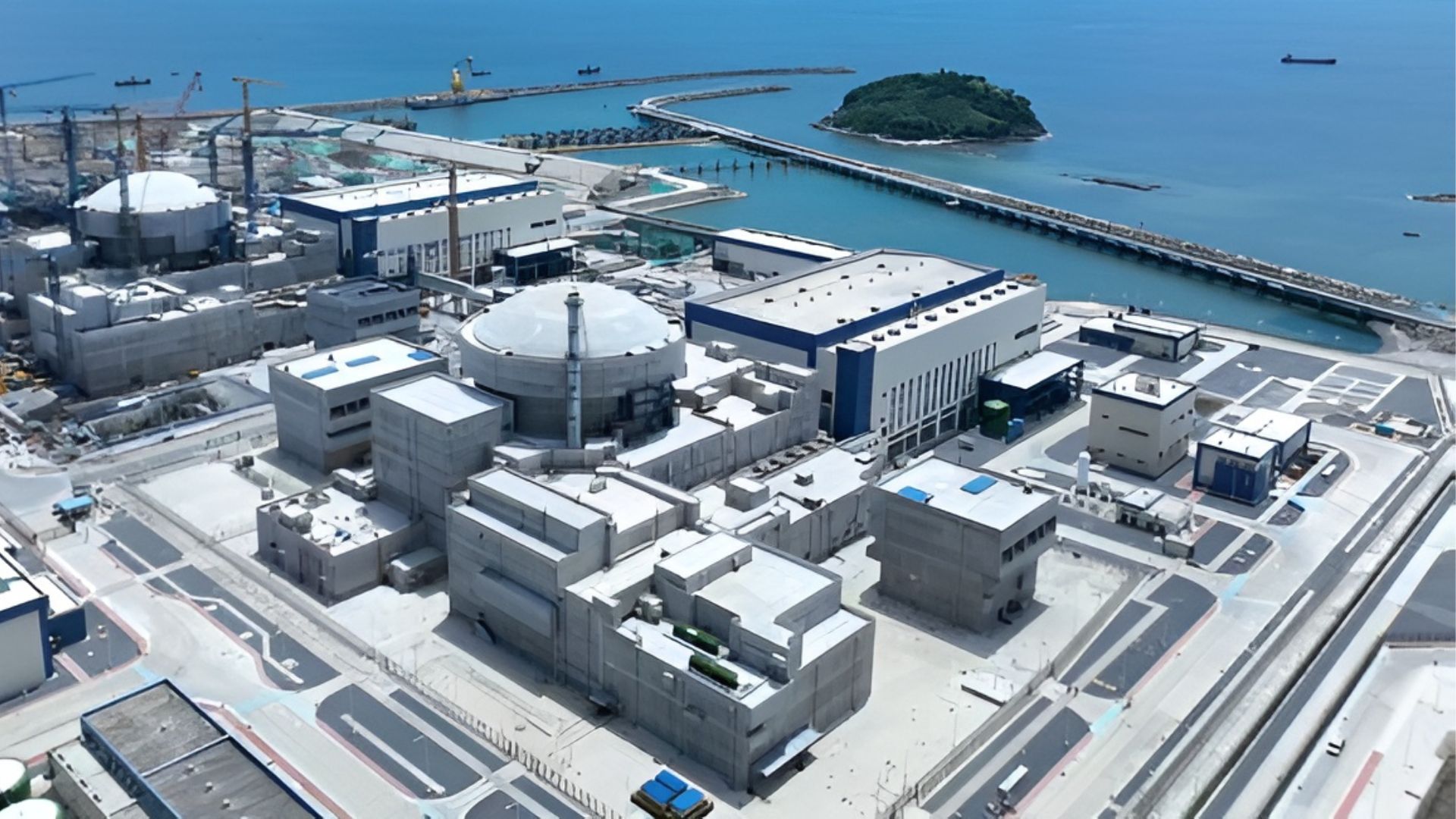 China’s 1116 MWe Taipingling Unit 1 reactor goes online, set to ...