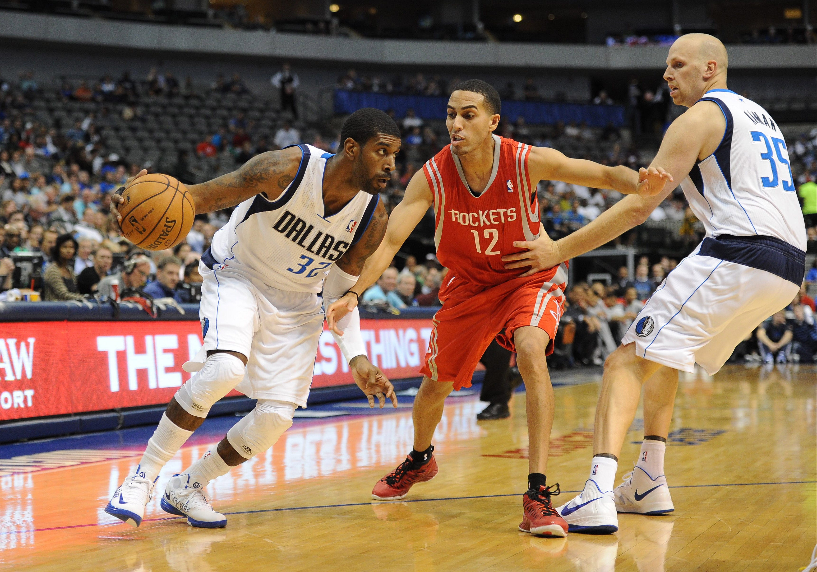 Houston Rockets jersey history No. 12 - Kevin Martin (2010-12)