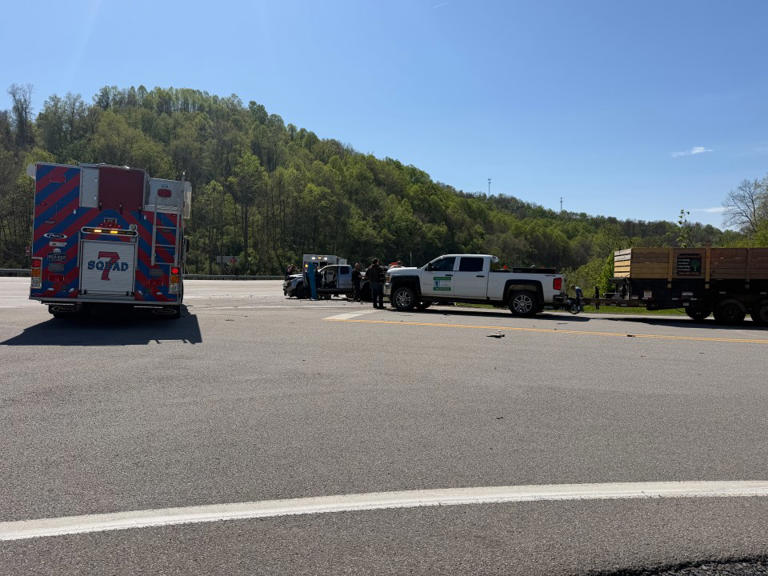 3 transported after wreck on Route 50 in Harrison County