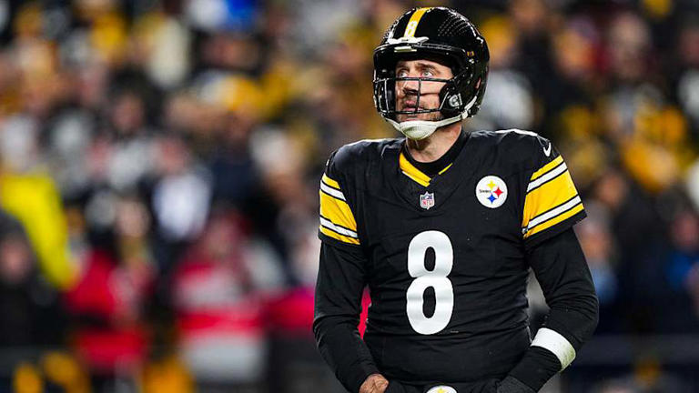 Aaron Rodgers' constant waiting game should push Steelers to Will Howard