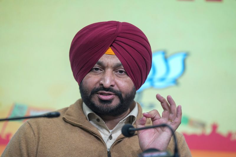 Bittu campaigns for BJP in Mamata's den