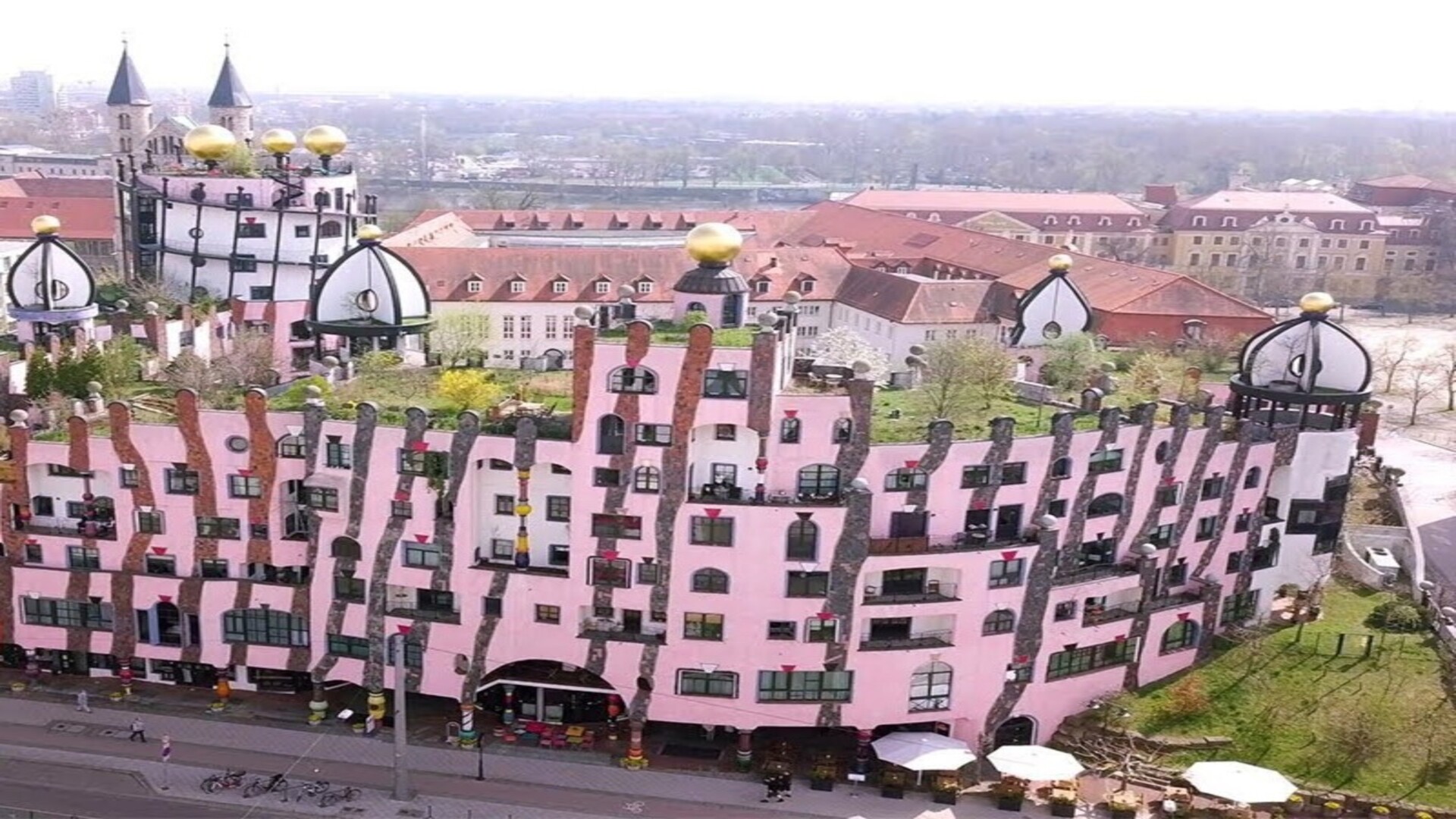 The Green Citadel, unique pink landmark in Germany