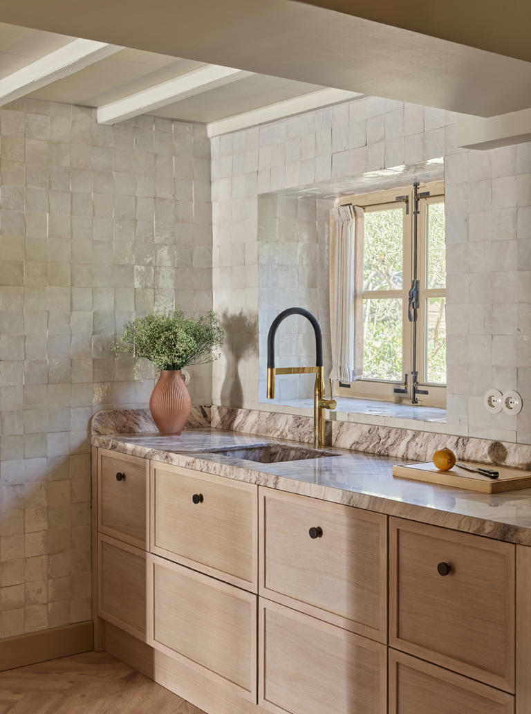 8 kitchen tile trends for 2026 that perfectly balance form & function