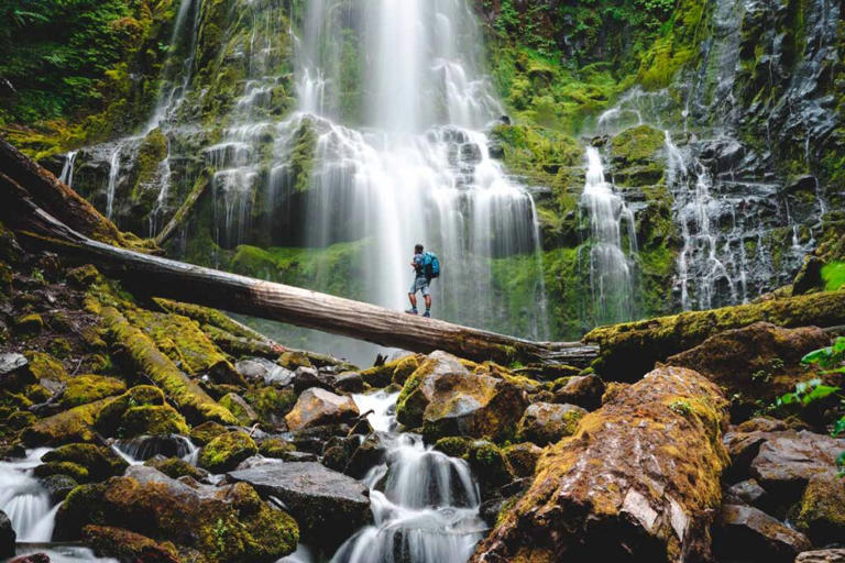7 places in Oregon that don’t feel real (but actually are)