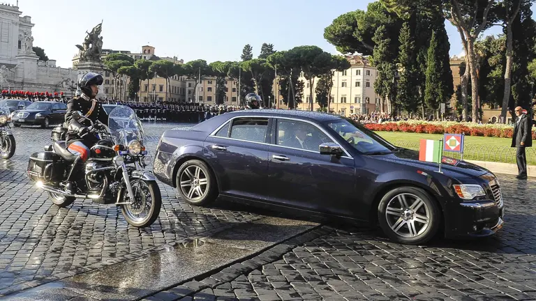 Le “auto blu” non sono... verdi: solo il 14% dei veicoli della PA ...
