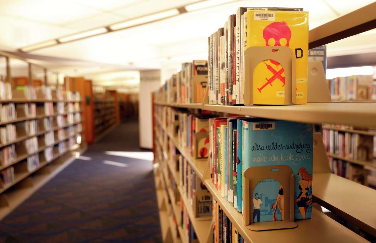 Dallas folds on its library plan