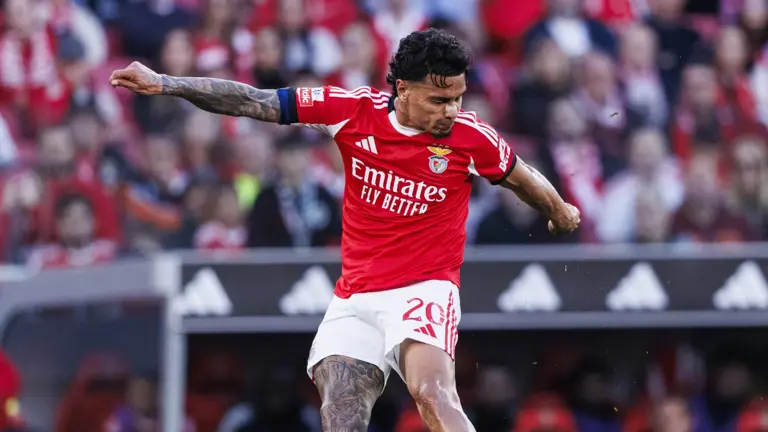 Benfica já decidiu o que vai fazer com Richard Ríos no verão