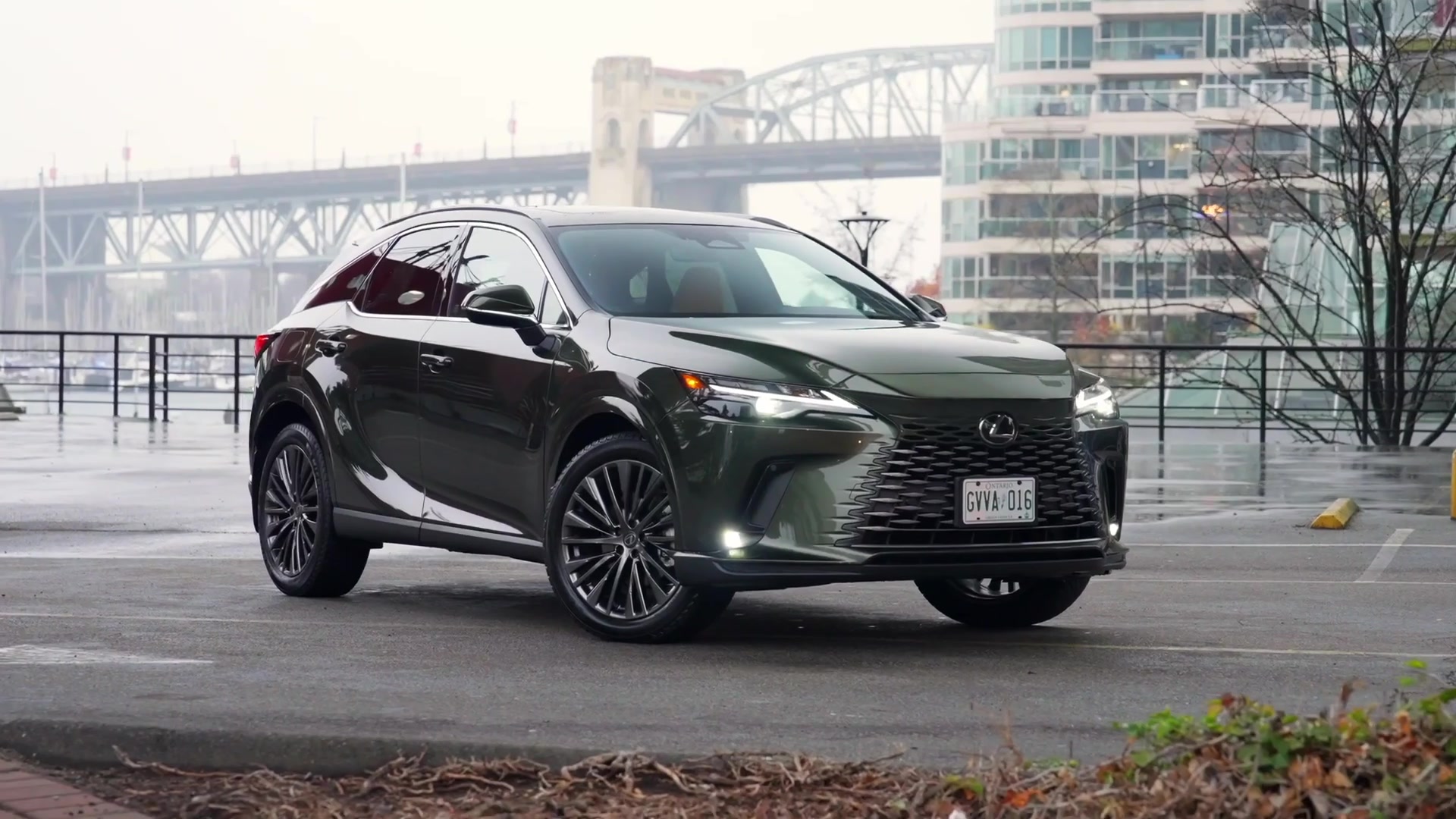 2026 Lexus RX 450h+ Ultra Premium Design preview
