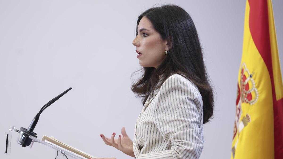 Vox acusa al PP de «boicotear» el pacto extremeño y Feijóo defiende «lo ...