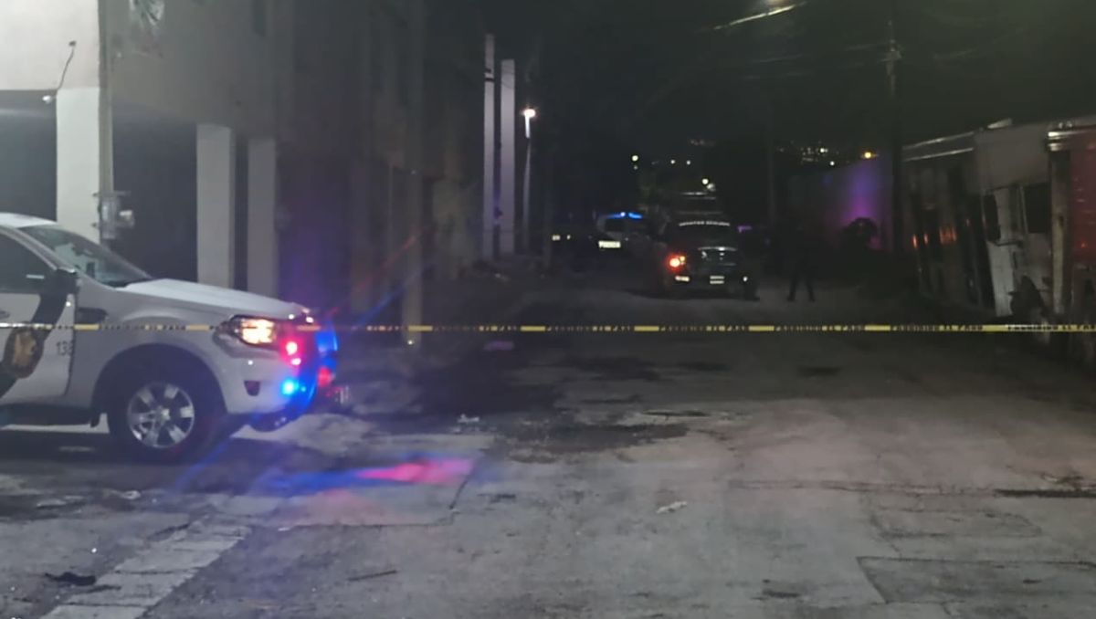 Asesinan a balazos a hombre en calles de la colonia Mirasol en Monterrey
