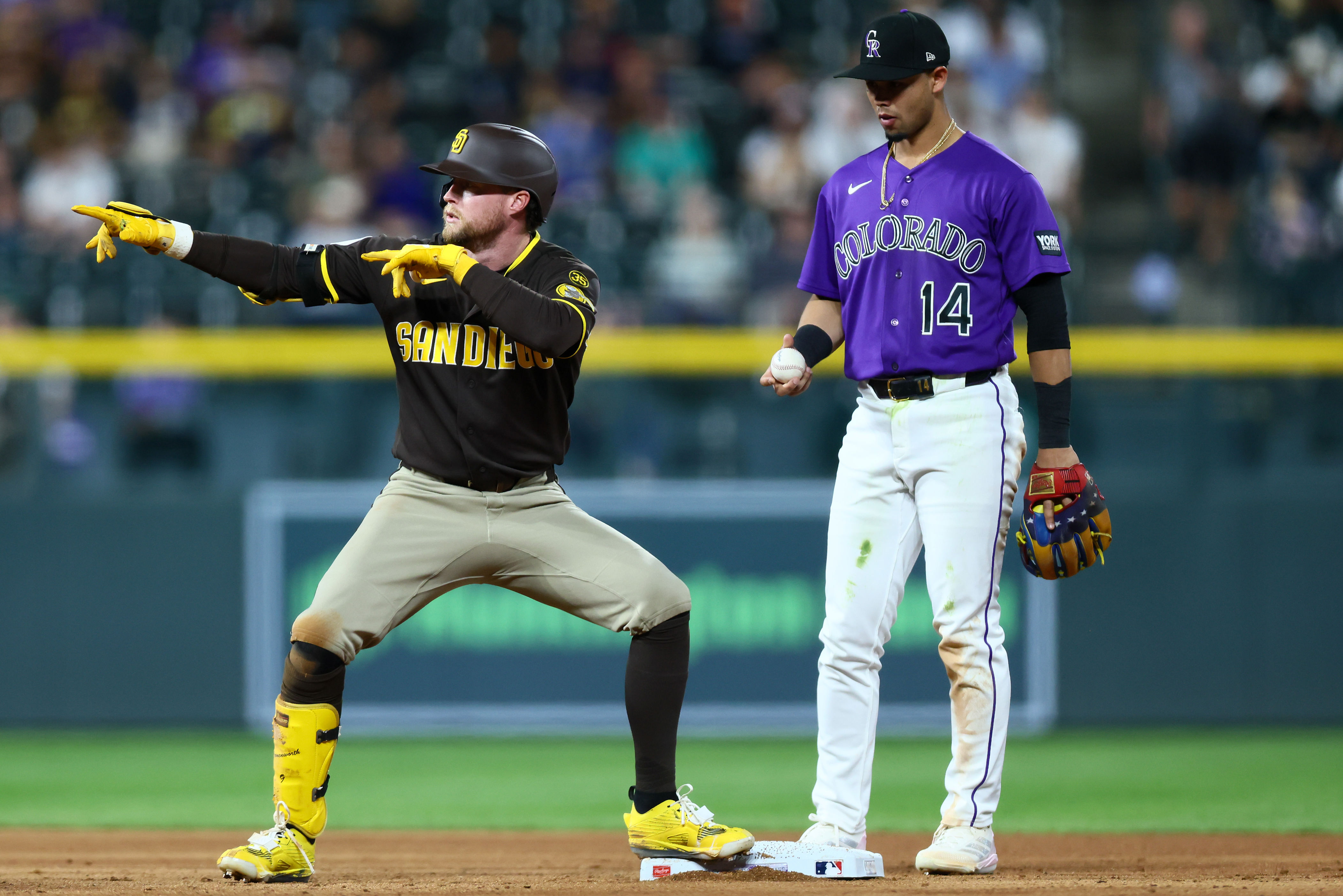 Red-hot Padres post first 1-0 win at Coors Field in 20 years