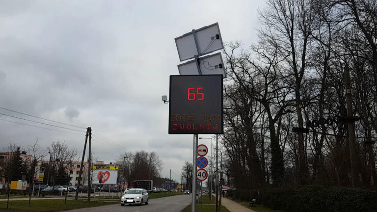 Pomiary ruchu na małopolskich drogach trwają od 100 lat. Kiedyś zamiast ...