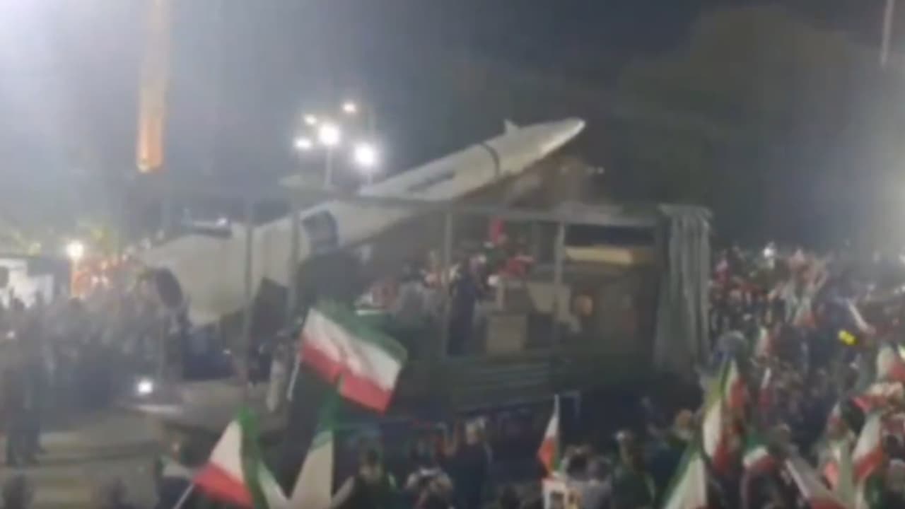 Iran displays powerful ballistic missiles at nationwide rallies amid ...