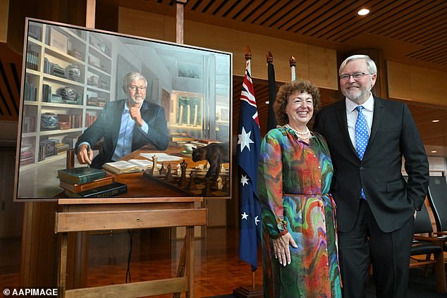 Kevin Rudd adds to his fortune by parachuting into $700,000 job after ...