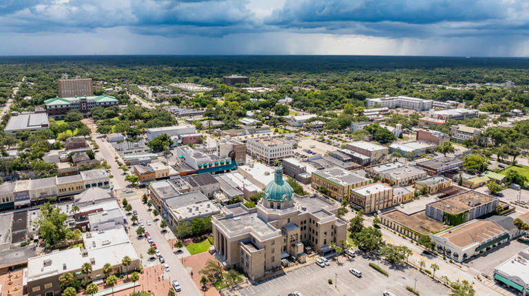 Situated between Orlando and Daytona Beach is one of Florida's most — free download