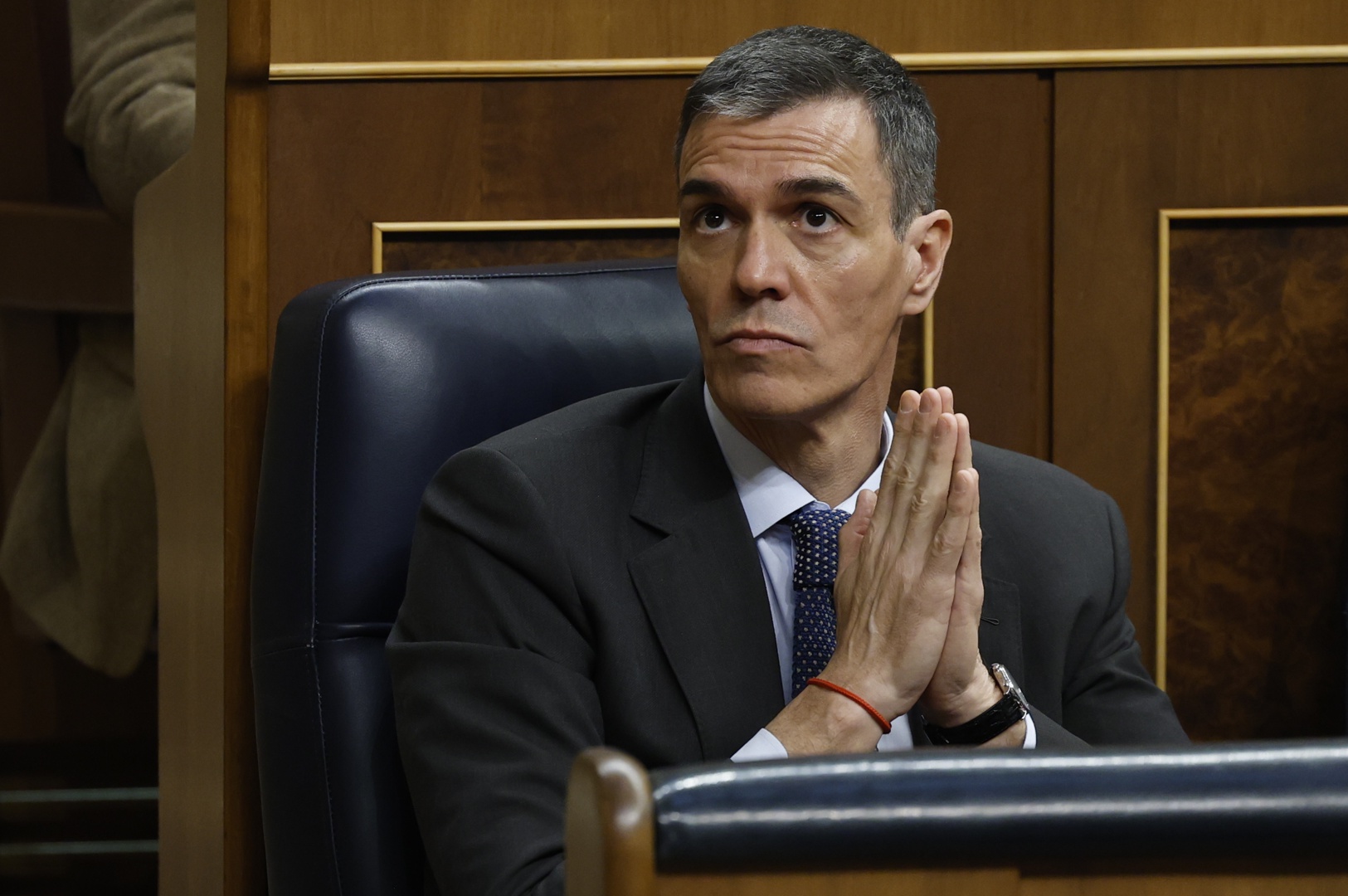 Sánchez acusa al PP de dar "una patada a la Constitución" al pactar con ...