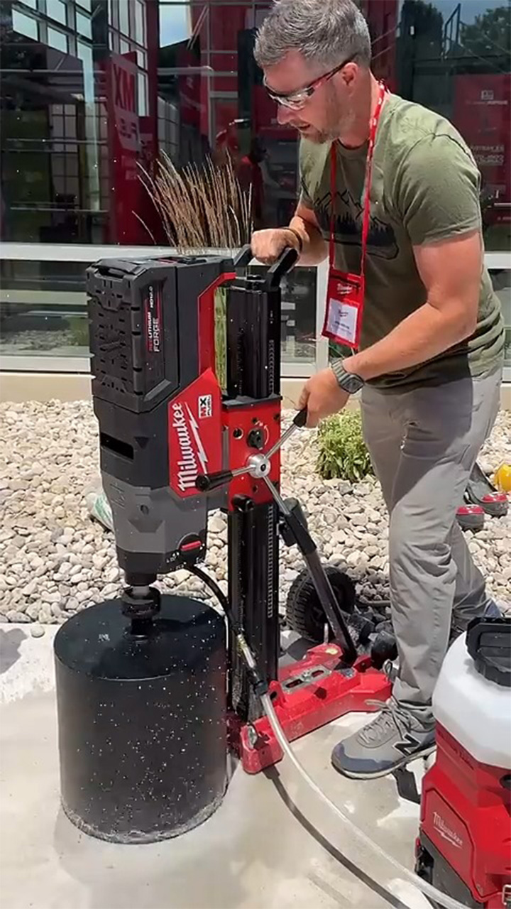 Next-level cordless power tools in action