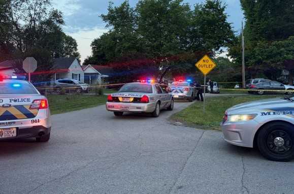 Man found dead in the road in PRP; death investigation underway