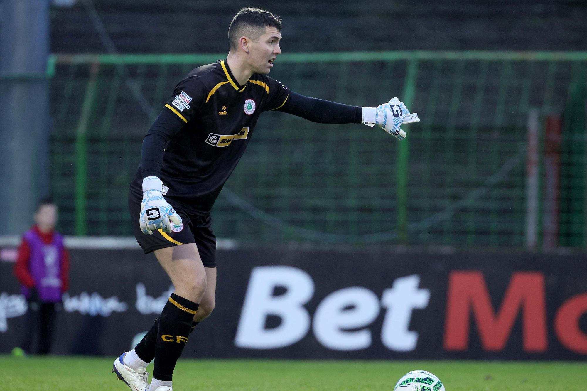Cliftonville in safe hands as goalkeeper signs new deal to remain at ...