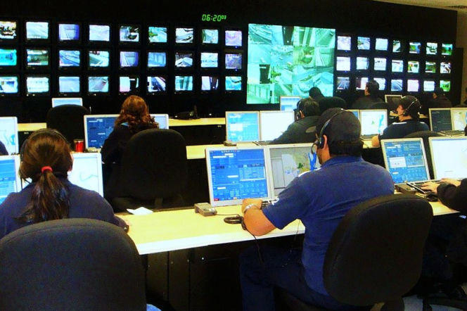 Operatorzy numeru 112 w Poznaniu przerywają milczenie. Praca pod presją ...