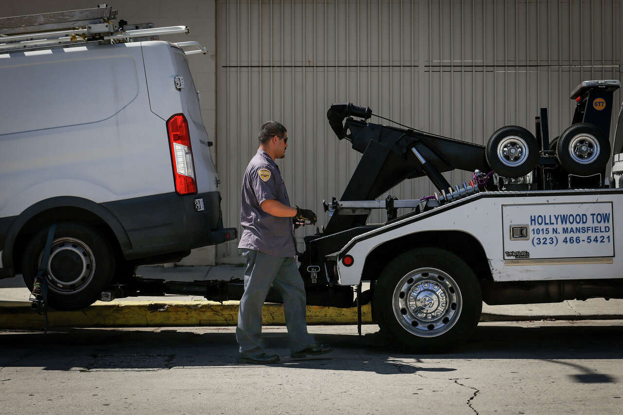 Towed in Texas? Here's how to get your car back and fight fees