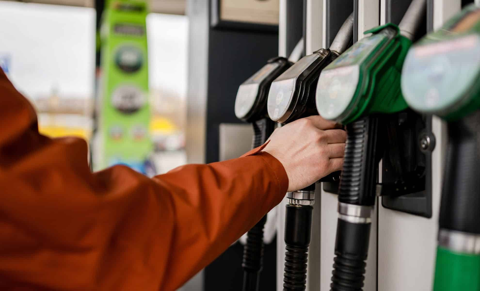 UK inflation rises faster than expected as war-driven fuel costs soar