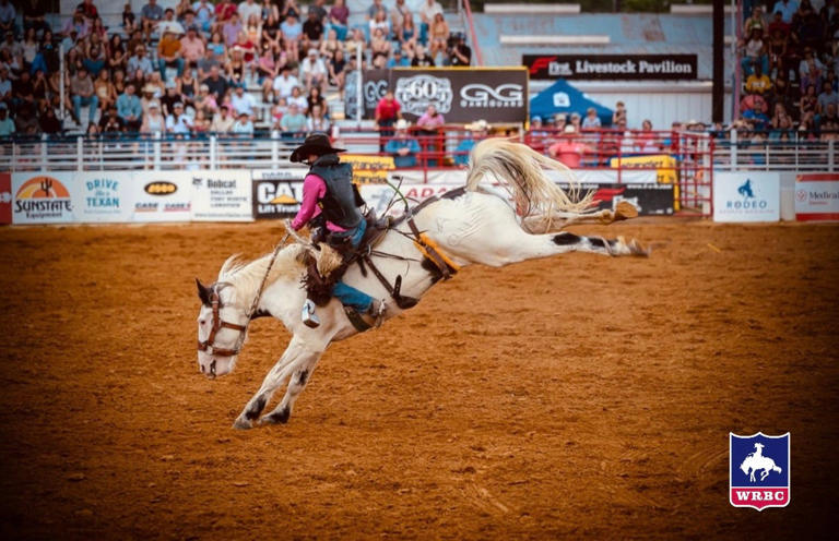 West Texas Ranch Rodeo hosts first women's bronc riding class