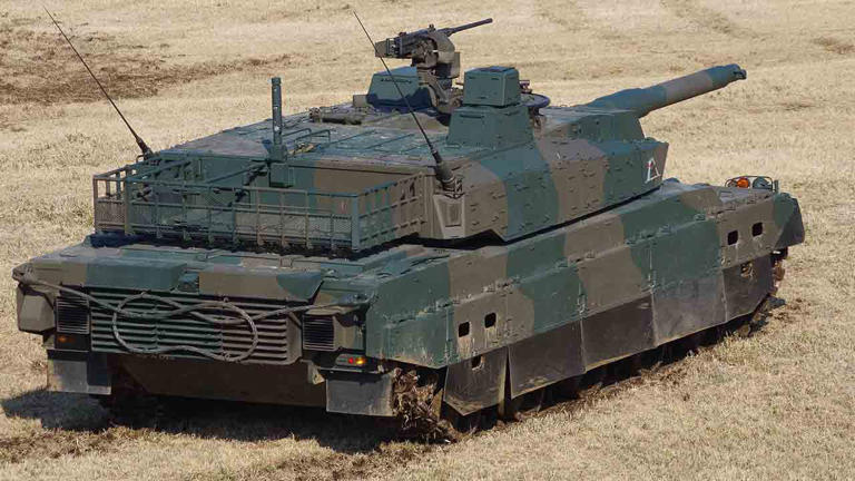 日本での訓練中、Type 10戦車の爆発で兵士3人が死亡