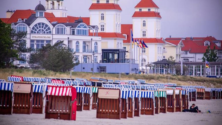 Nordsee gegen Ostsee: Wo Strandkörbe im Sommer mehr kosten