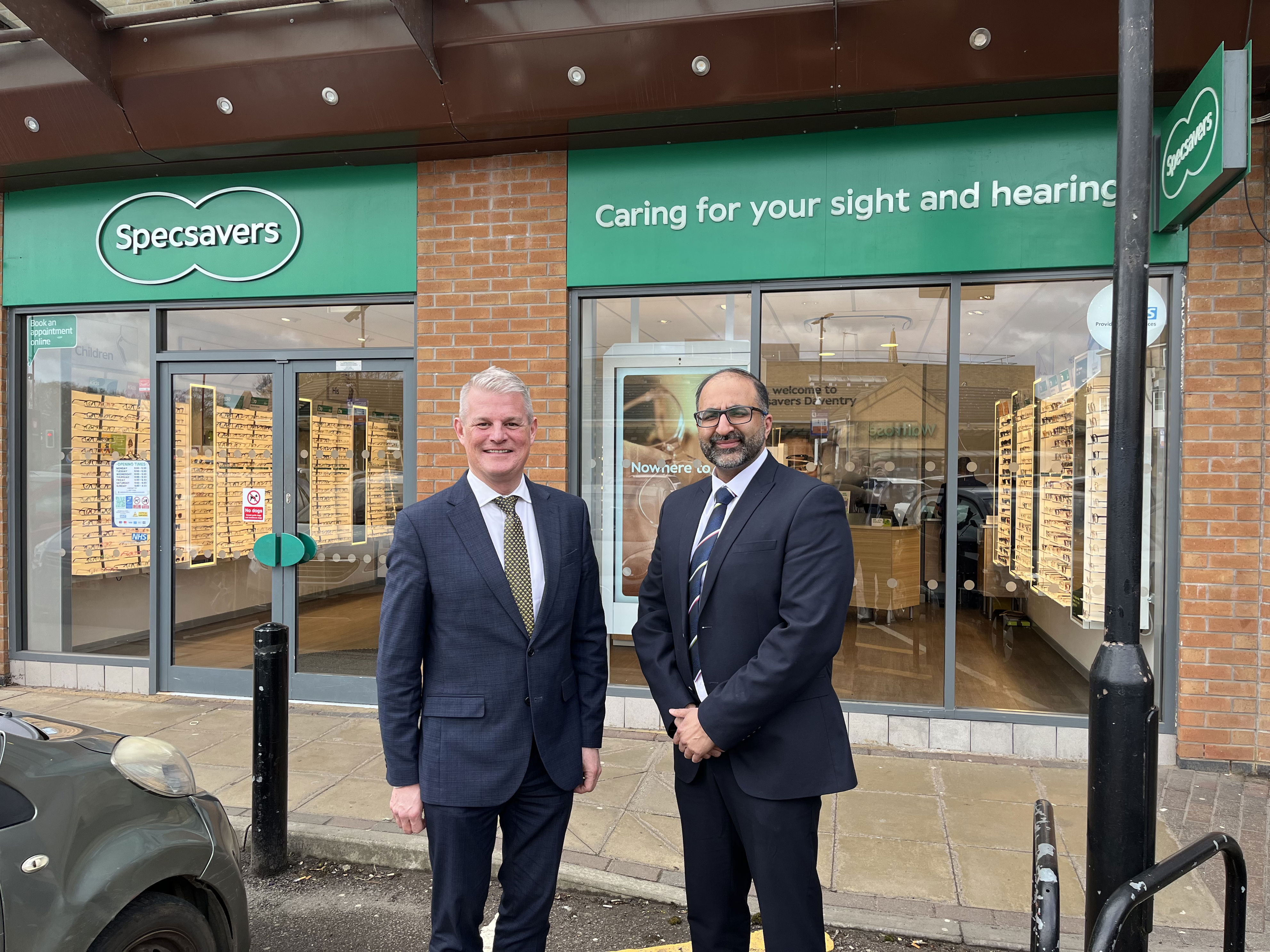 MP visits Daventry Specsavers to learn about community eye and hearing care and the importance of regular sight tests